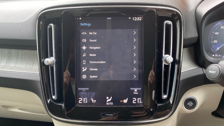 Volvo Xc40 1.5 T5 Recharge PHEV Inscription Pro 5dr Auto Estate